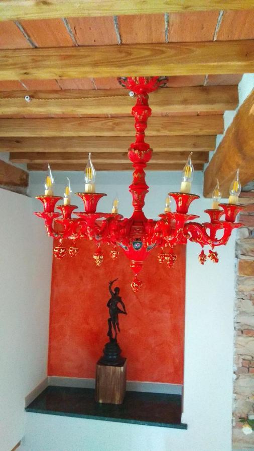 ルッカ Le Rondini Di San Donato Bed & Breakfast エクステリア 写真
