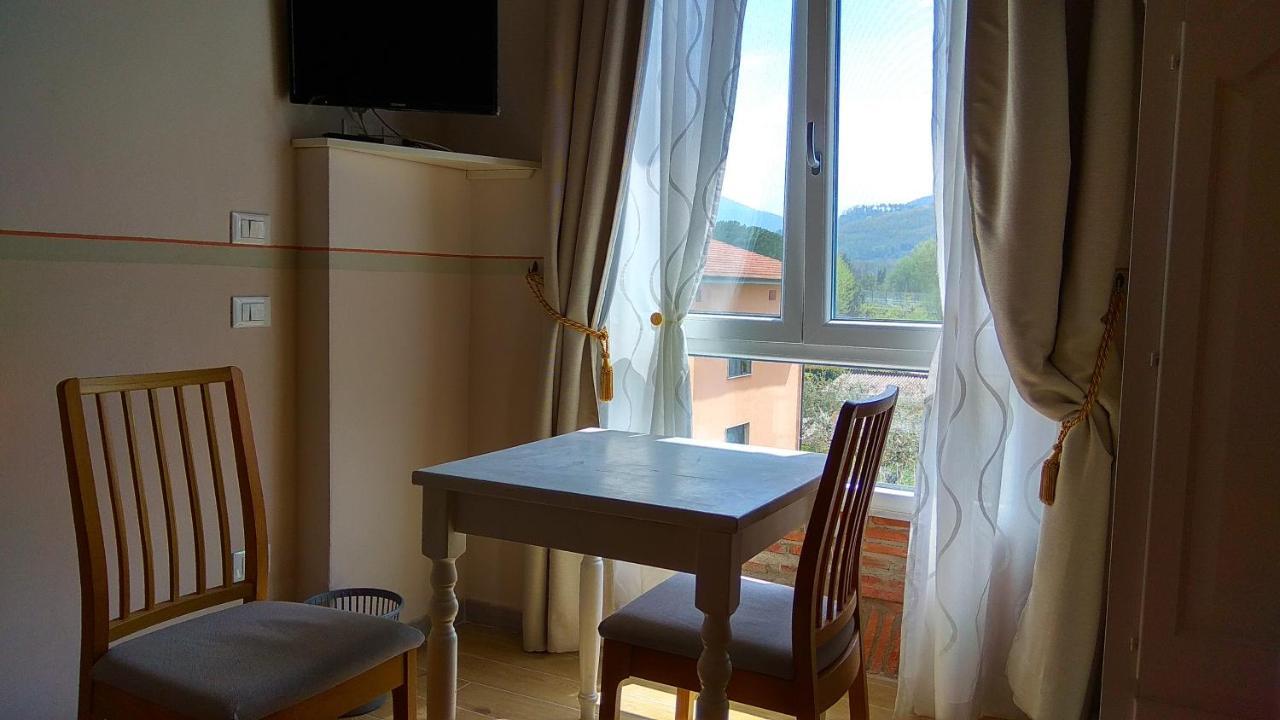 ルッカ Le Rondini Di San Donato Bed & Breakfast エクステリア 写真