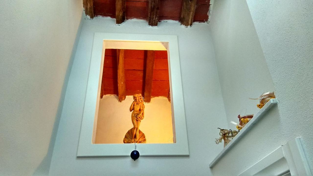 ルッカ Le Rondini Di San Donato Bed & Breakfast エクステリア 写真