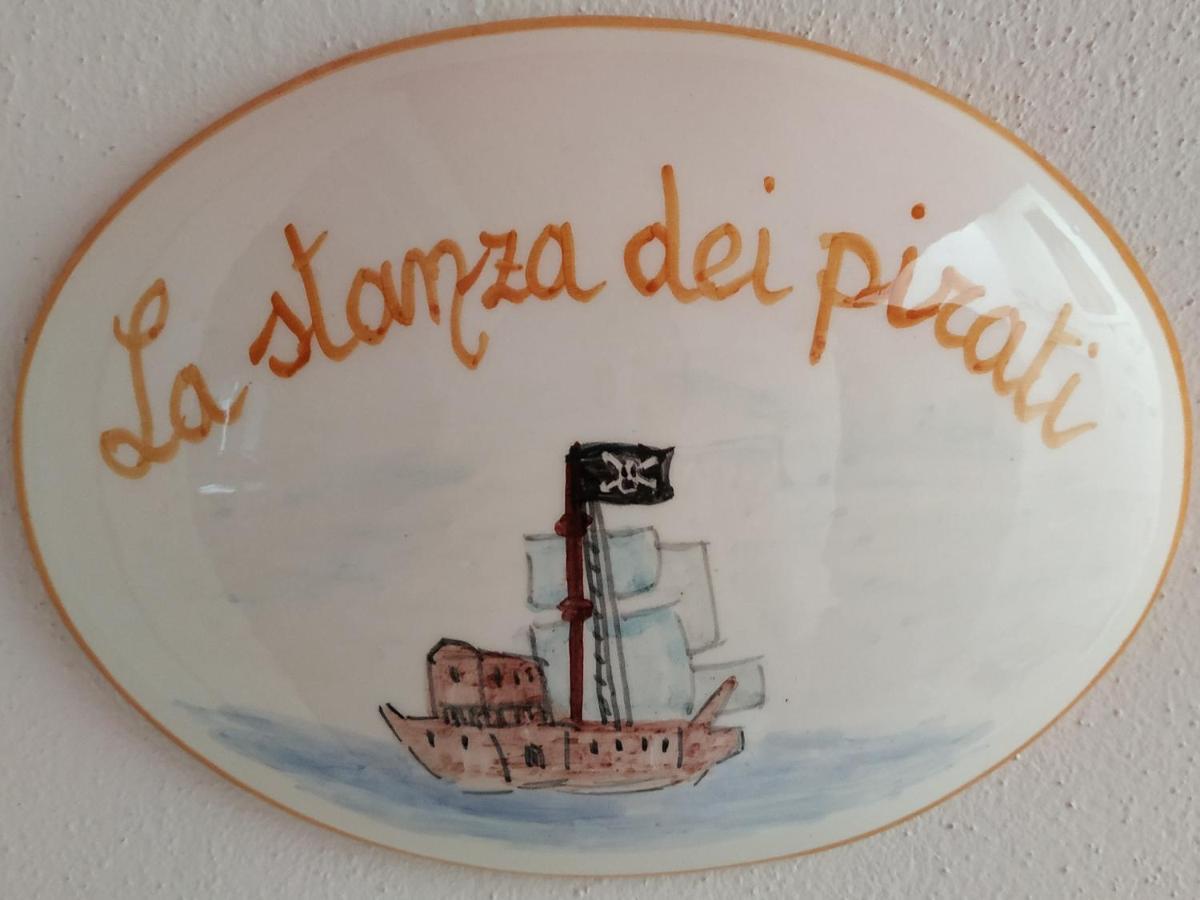 ルッカ Le Rondini Di San Donato Bed & Breakfast エクステリア 写真